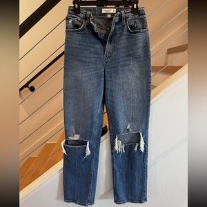 Abercrombie & Fitch High Rise Straight Jeans
